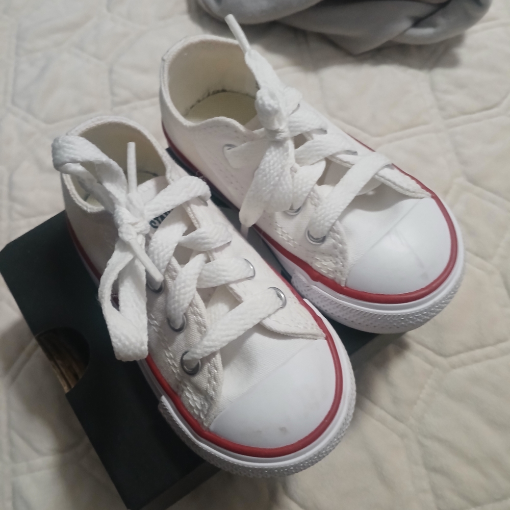 Converse White Canvas Kids Sneakers with Red Trim